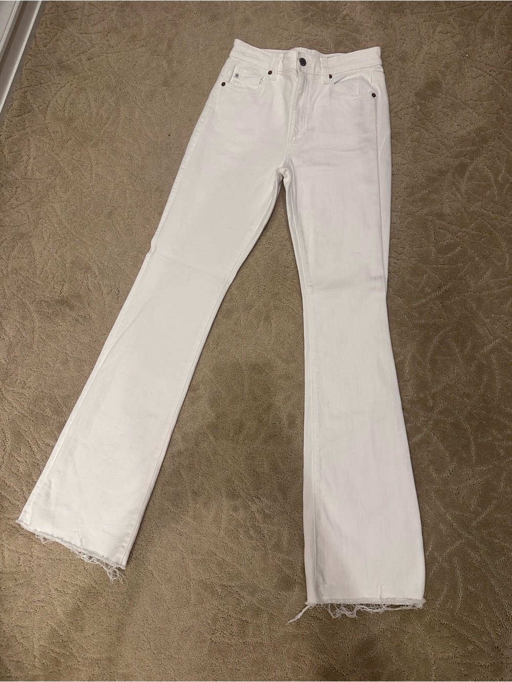 AG Alexxis Boot High Rise Vintage Fit White Jeans Size 27 Raw Hem